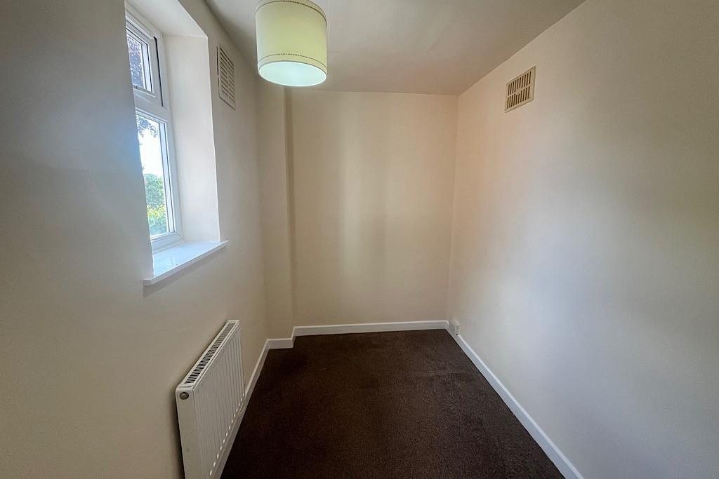 2 Upper Lord Street, Oswestry, SY11 1LT To Let